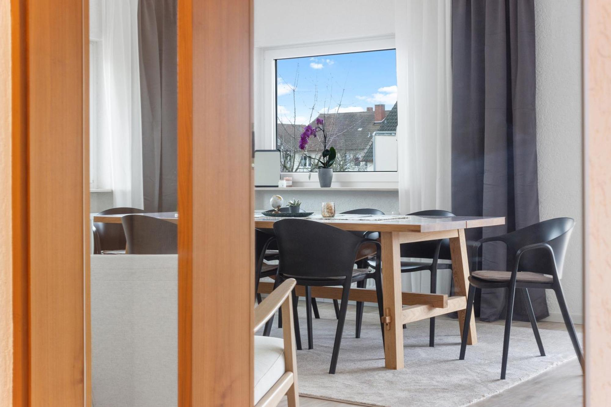 Apartment Fuer 6 Personen - Parkplatz - Terrasse - Kueche - Wlan Hassloch (Rhineland-Palatinate)