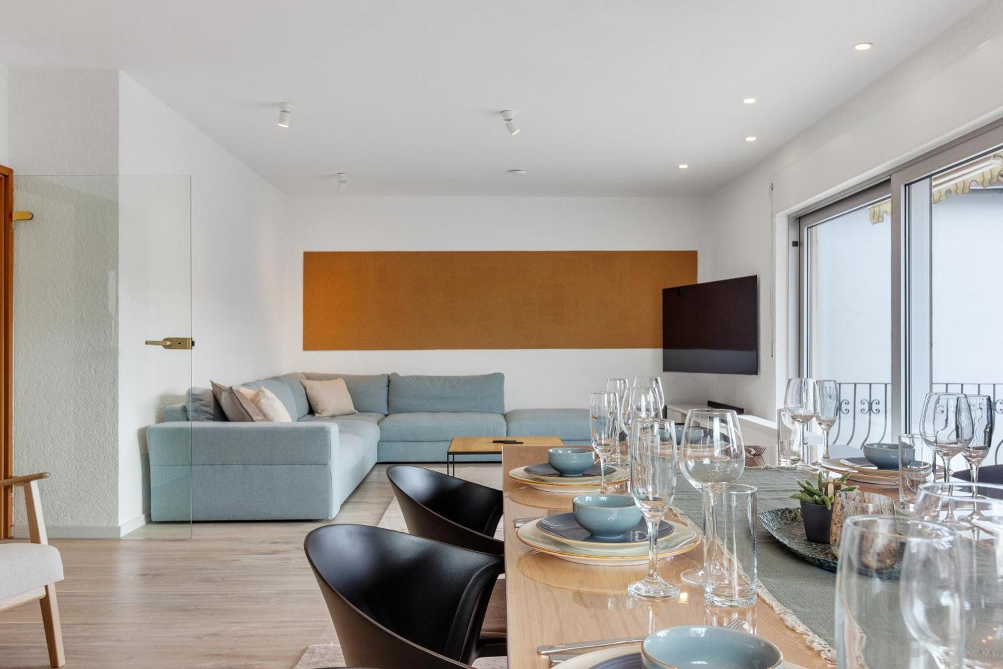 Fuer 6 Personen - Parkplatz - Terrasse - Kueche - Wlan Apartment *